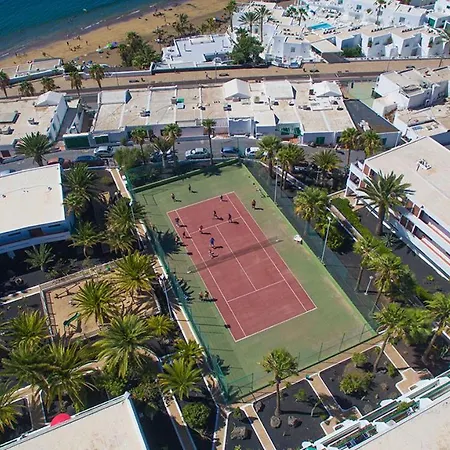 Modern With Prime Location Lägenhet